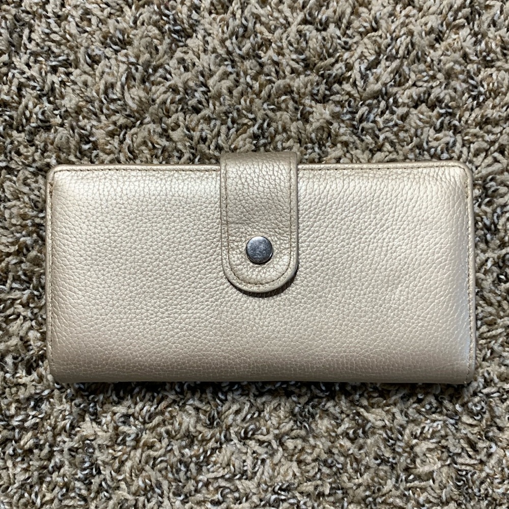 Gold Clutch